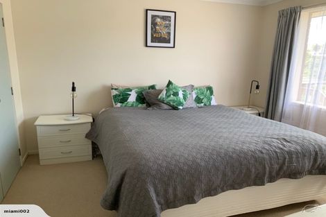 Photo of property in 1/20 Ellenbury Place, Stanmore Bay, Whangaparaoa, 0932