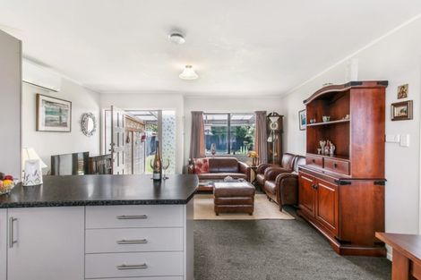 Photo of property in 1/6 Wayne Drive, Mangere, Auckland, 2022