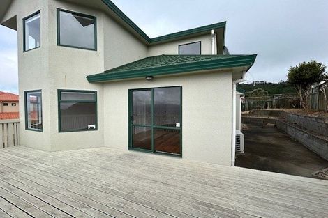 Photo of property in 99 Ashton Fitchett Drive, Brooklyn, Wellington, 6021