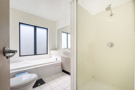 Photo of property in 2/701 Great North Road, Grey Lynn, Auckland, 1021