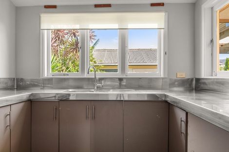 Photo of property in 1/42 Overton Road, Papatoetoe, Auckland, 2025