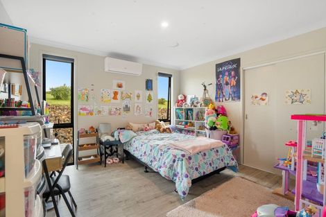 Photo of property in 4 Matahehe Lane, Tinopai, Matakohe, 0593