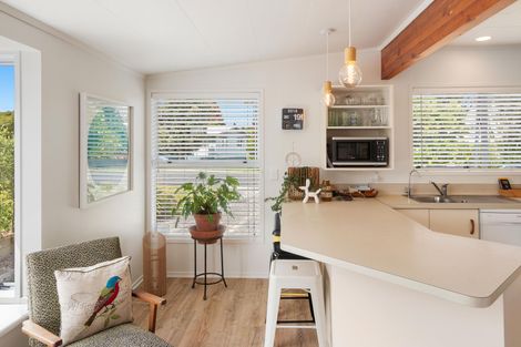 Photo of property in 44 Hillview Road, Waihi Beach, 3611