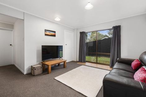Photo of property in 42 Weza Lane, Kumeu, 0810