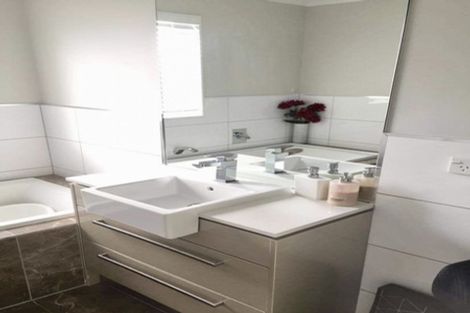 Photo of property in 64d Tihi Street, Stonefields, Auckland, 1072