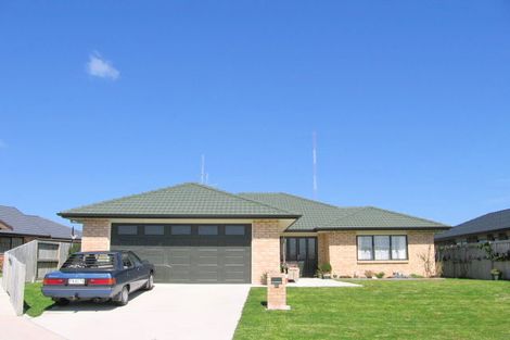Photo of property in 37 Madeleine Terrace, Papamoa Beach, Papamoa, 3118