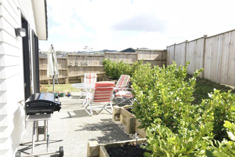 Photo of property in 18 Hillpark Drive, Pokeno, 2402