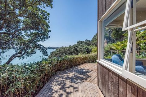 Photo of property in 5 Beresford Street, Bayswater, Auckland, 0622