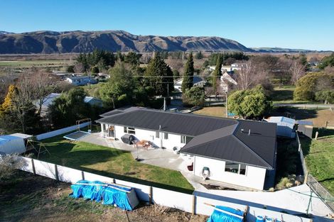 Photo of property in 16 Rees Street, Duntroon, Oamaru, 9494