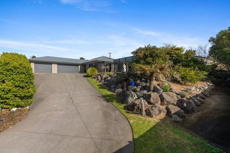 Photo of property in 21b Heta Road, Highlands Park, New Plymouth, 4312