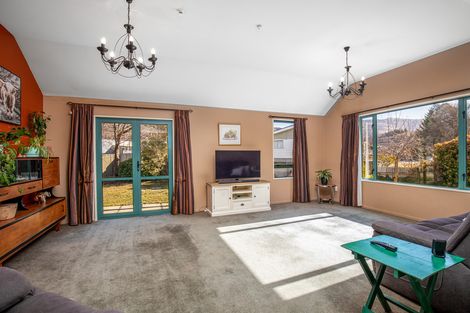 Photo of property in 24 Whitby Street, Clyde, 9330