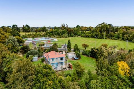 Photo of property in 100 Conway Road, Eltham, 4322