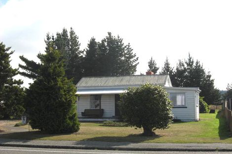 Photo of property in 19 Smith Street, Waimate, 7924