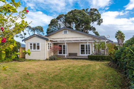 Photo of property in 525 Mount Albert Road, Three Kings, Auckland, 1042