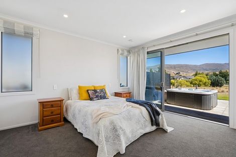 Photo of property in 5 Stout Terrace, Cromwell, 9310