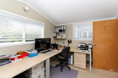 Photo of property in 19 Tokomaru Street, Welbourn, New Plymouth, 4312