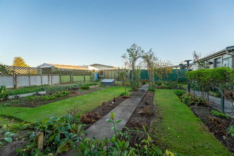 Photo of property in 18 Rugby Street, Waimate, 7924