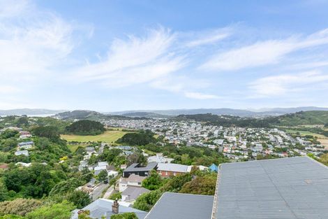 Photo of property in 10 Laurent Place, Kingston, Wellington, 6021