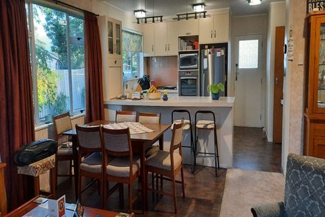 Photo of property in 11 Beaumont Place, Westbrook, Palmerston North, 4412