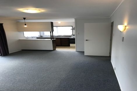 Photo of property in 71 Margan Avenue, New Lynn, Auckland, 0600