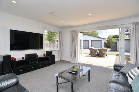 Photo of property in 26 Hadlow Place, Burnside, Christchurch, 8041