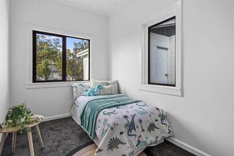 Photo of property in 12 Dyers Pass Road, Cashmere, Christchurch, 8022