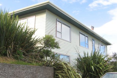 Photo of property in 13 Buxton Avenue, Karori, Wellington, 6012