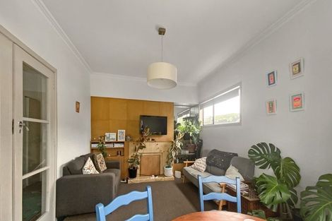 Photo of property in 37 Chilka Street, Berhampore, Wellington, 6023