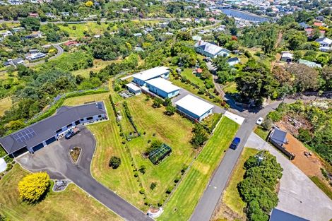 Photo of property in 36 Shakespeare Road, Bastia Hill, Whanganui, 4500