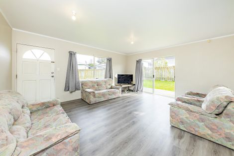 Photo of property in 1/9 Trimdon Street, Randwick Park, Auckland, 2105