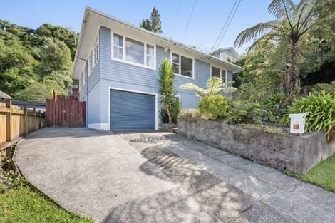 Photo of property in 41 Logie Street, Stokes Valley, Lower Hutt, 5019