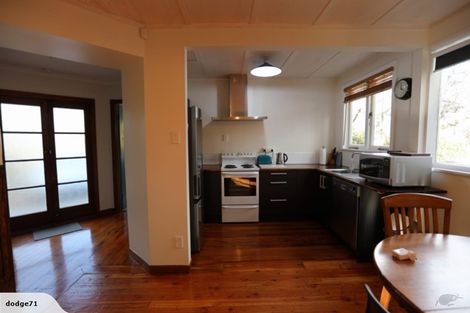 Photo of property in 112 Koutu Road, Kawaha Point, Rotorua, 3010