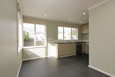 Photo of property in 2 Collins Street, Petone, Lower Hutt, 5012