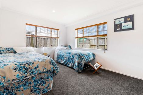 Photo of property in 40 Starlight Cove, Hobsonville, Auckland, 0618