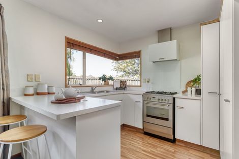 Photo of property in 2/45b Trafford Street, Harewood, Christchurch, 8051