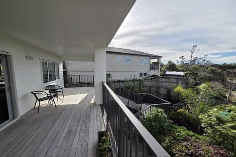 Photo of property in 3c Melia Place, Stanmore Bay, Whangaparaoa, 0932