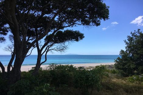 Photo of property in 11 Mako Avenue, Whiritoa, Whangamata, 3691