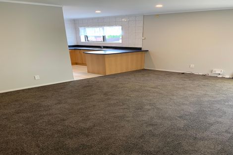 Photo of property in 1/53 Priestley Drive, Bucklands Beach, Auckland, 2014