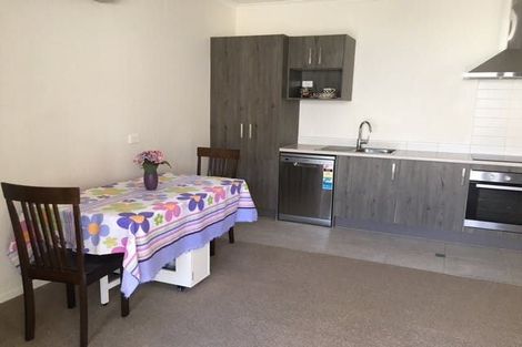 Photo of property in 266 Hobsonville Point Road, Hobsonville, Auckland, 0616