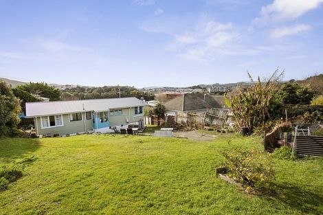 Photo of property in 82 Bell Street, Tawa, Wellington, 5028