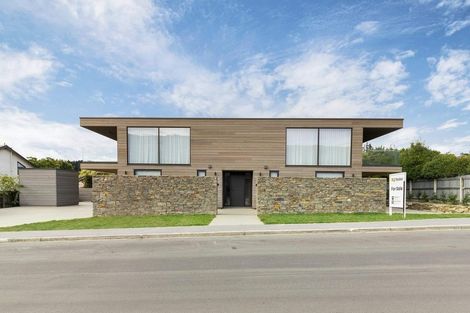 Photo of property in 46b Dungarvon Street, Wanaka, 9305