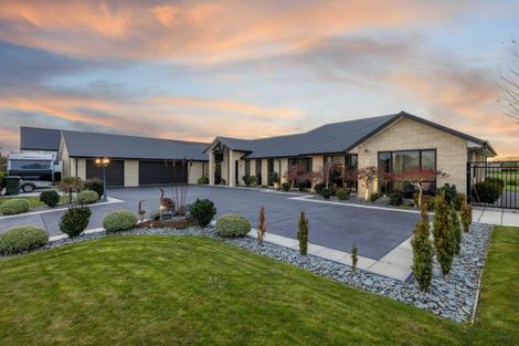 Photo of property in 18 Mara-kai Place, Pegasus, 7612