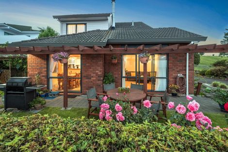 Photo of property in 42 Matipo Avenue, Pomare, Rotorua, 3015