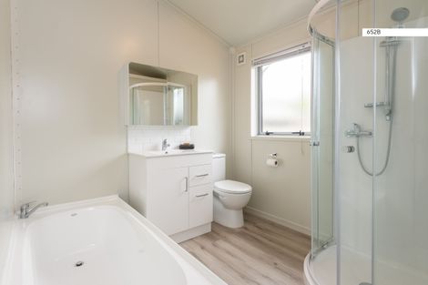 Photo of property in 652c Barbadoes Street, Edgeware, Christchurch, 8013