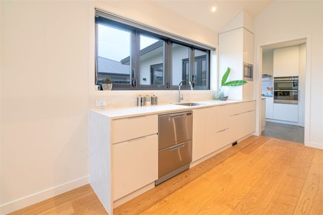 Photo of property in 4 Barker Place, Waikiwi, Invercargill, 9810