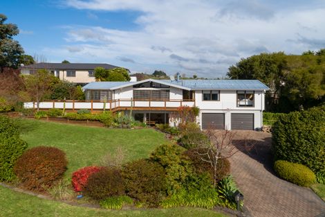Photo of property in 3 Pamir Place, Welcome Bay, Tauranga, 3112