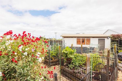 Photo of property in 24 Barton Street, Marton, 4710