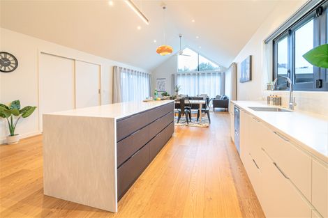 Photo of property in 4 Barker Place, Waikiwi, Invercargill, 9810