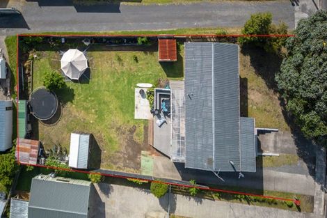 Photo of property in 114 Chartwell Avenue, Whangamata, 3620