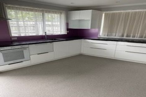 Photo of property in 1/7 Norana Road, Maoribank, Upper Hutt, 5018